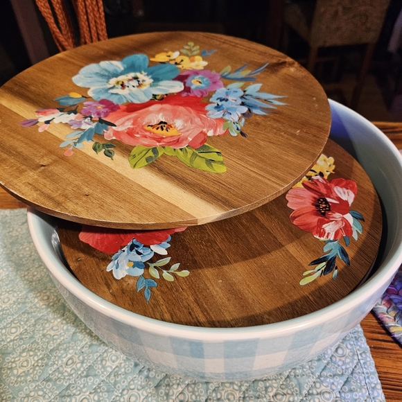 Pioneer Woman Gingham Ceramic Nesting Bowl Set w/ Lids - Picture 2 of 5